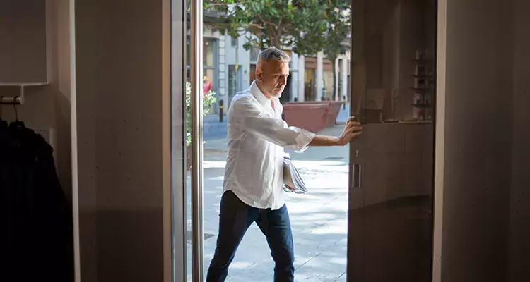 Track Cleaning and Repair for Stuck Doors in Alafaya, FL